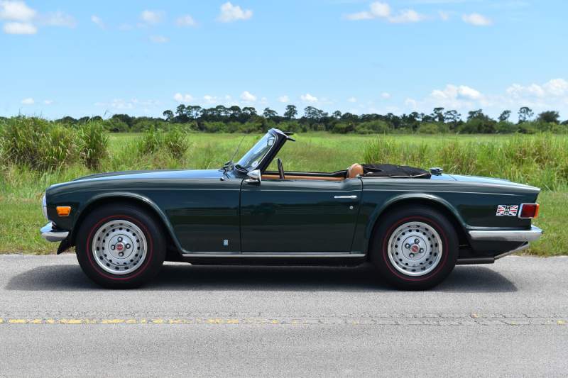 1974 Triumph TR6 Green (84).JPG