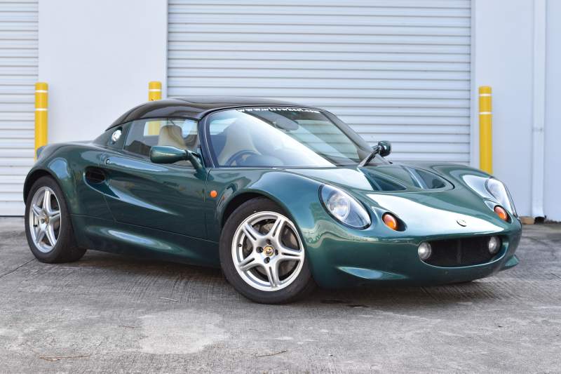 1997 Lotus Elise S1 Green.JPG