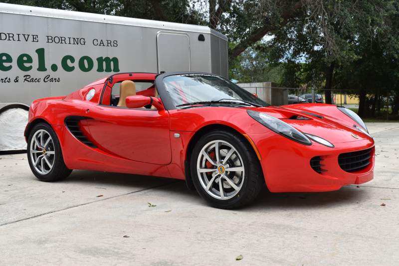 2005 Lotus Elise Ardent Red 30137 (27).JPG