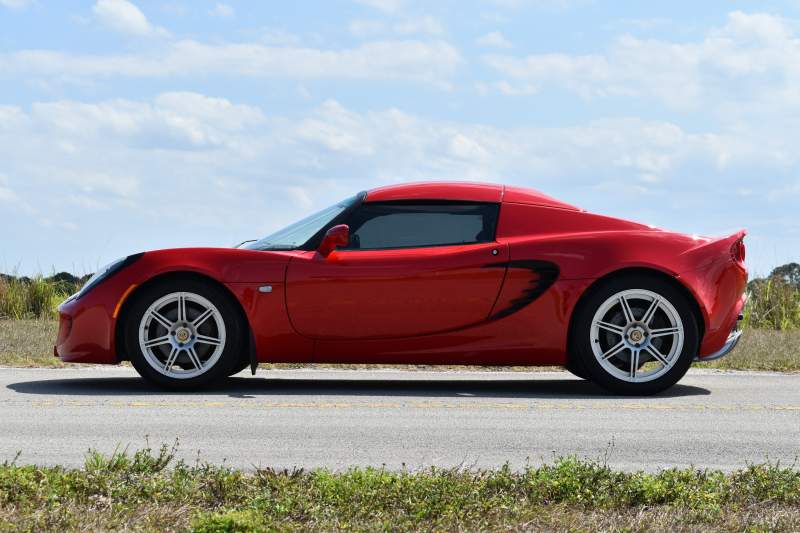 2005 Lotus Elise Ardent Red 34289 (5).JPG