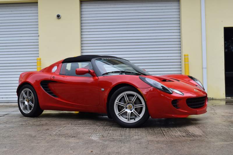 2005 Lotus Elise Ardent Red.JPG