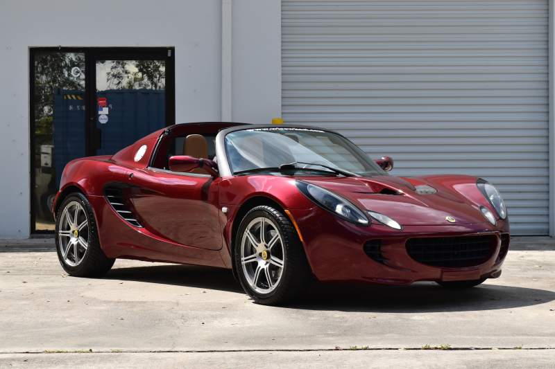 2005 Lotus Elise Bordeaux Red.JPG