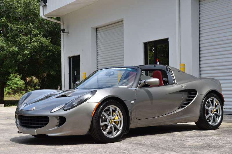 2005 Lotus Elise Grey 33459.JPG