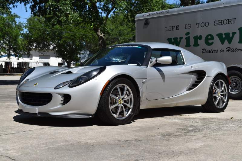 2005 Lotus Elise Silver 33188.JPG