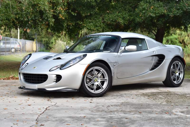 2009 Lotus Elise Silver.JPG