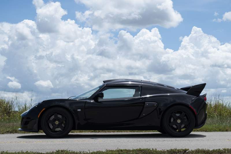2010 Lotus Exige S260 Black.JPG