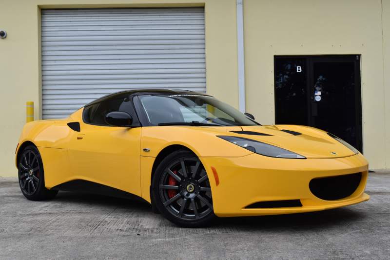 2012 Lotus Evora Yellow.JPG